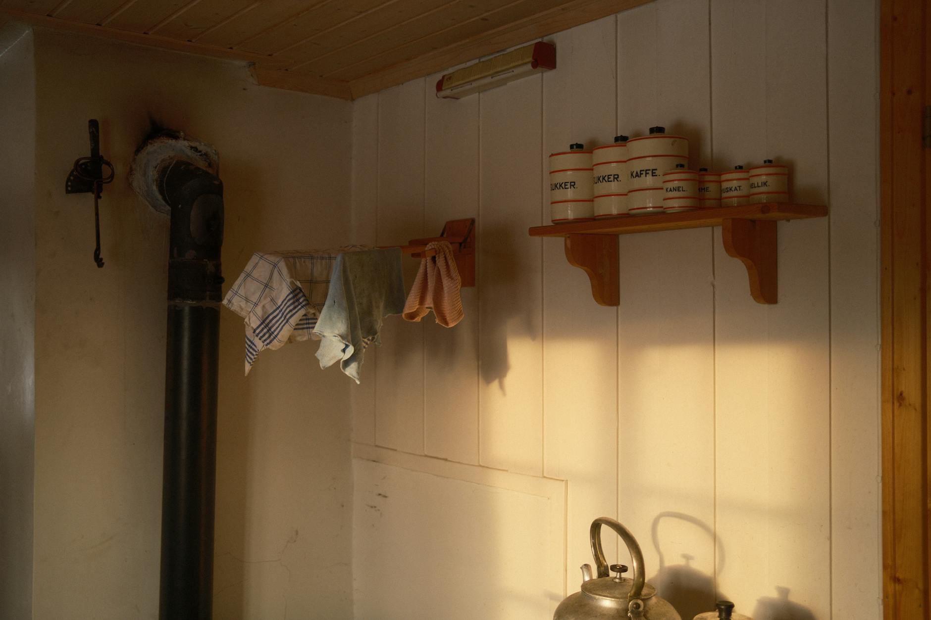 Världen brinner: En uppmaning till handling — Krig & Världen