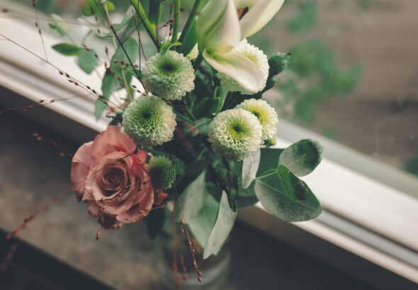 Idag gratulerar vi Adela och Heidi — Blommor, firande, namnsdag, Sverige, Adela och Heidi