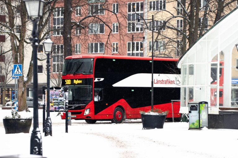 Världens nyheter – Senaste utrikesnyheterna 13 september 2026 — Välrldens nyheter med 500 ord. Senaste utrikesnyheterna.